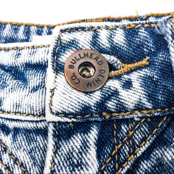 Bullhead Denim Mom Shorts Sz 3 - Picture 3 of 11